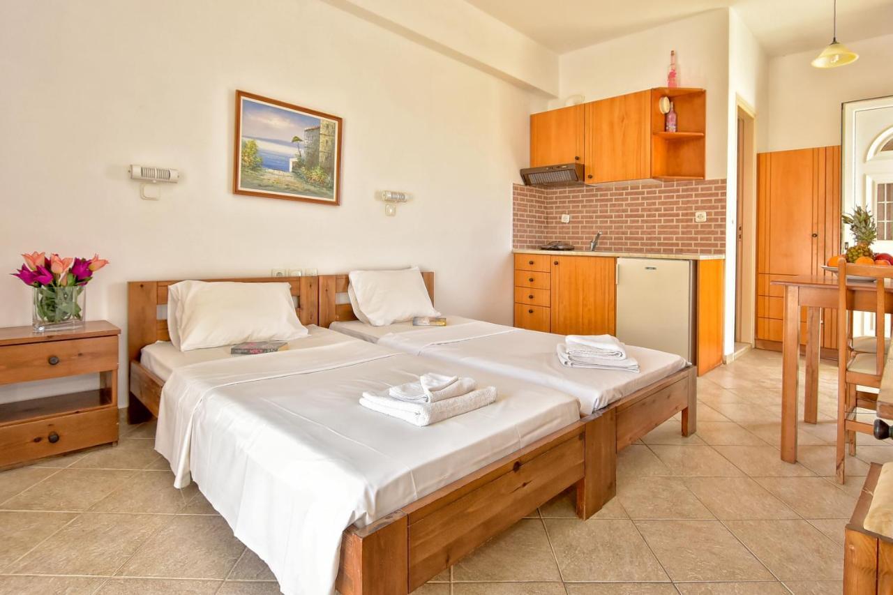 Kasapakis Hotel & Apartments Херсонисос Екстериор снимка