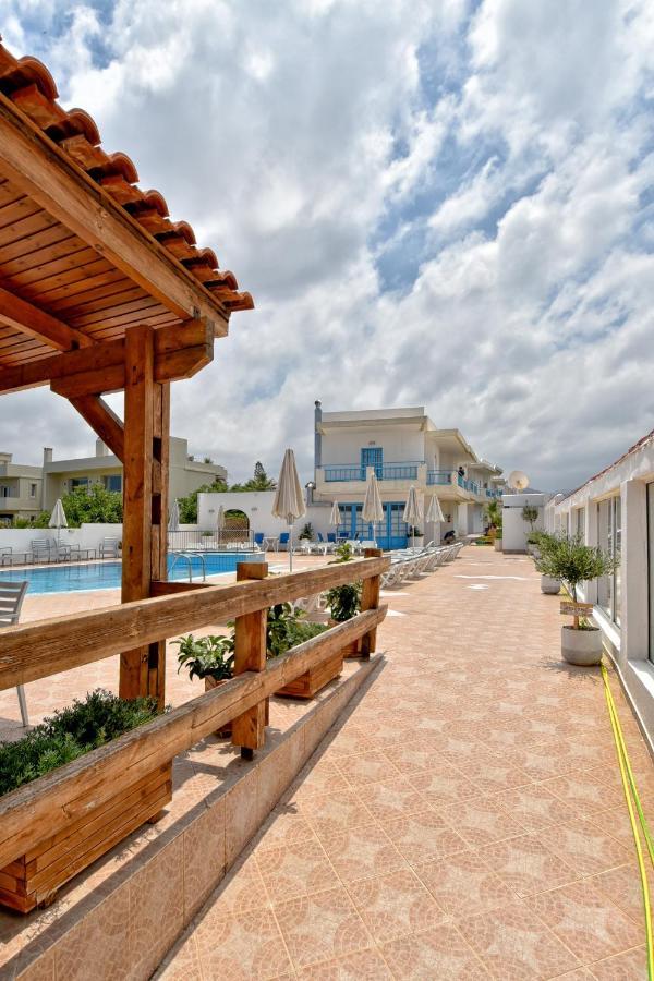 Kasapakis Hotel & Apartments Херсонисос Екстериор снимка